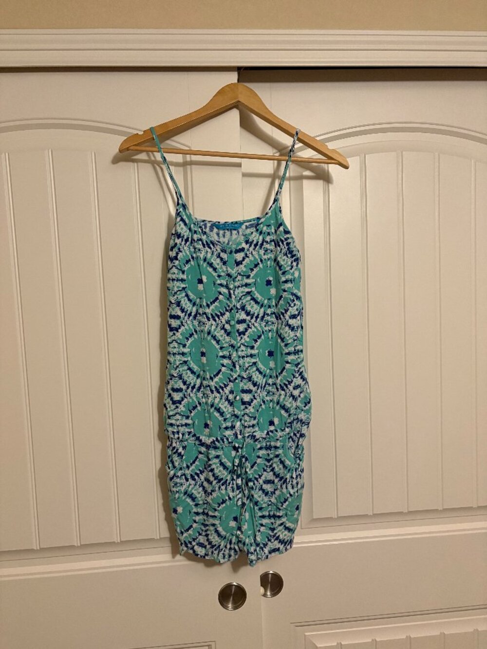 Tori Richards Honolulu Romper Size 2 Blue Green White Geometric Print 100% Rayon